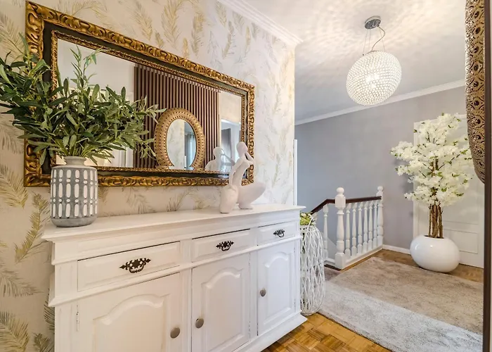 Maria Reall's * Μπράγκα