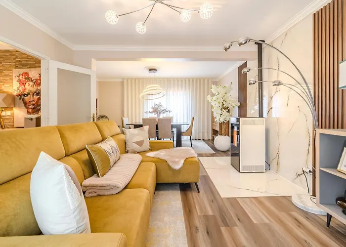 Maria Reall's * Μπράγκα